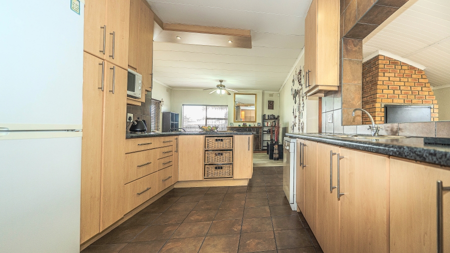 3 Bedroom Property for Sale in Protea Heights Western Cape
